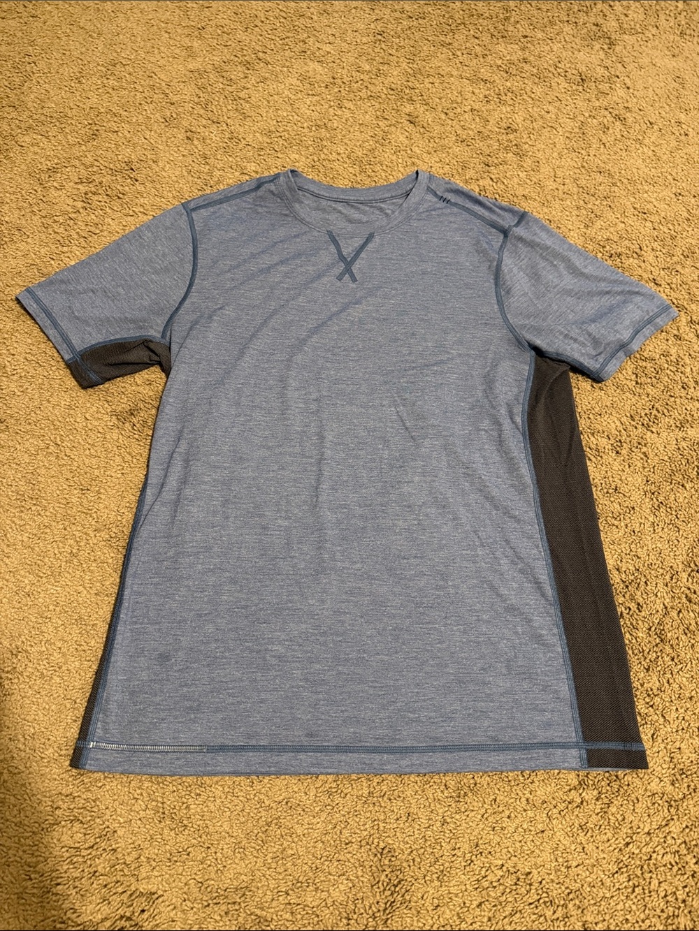 Lululemon men’s athletic tee- size large